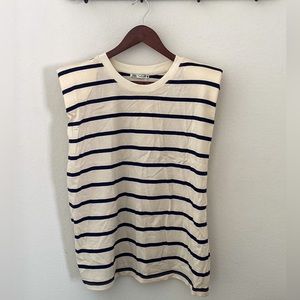 Zara REGULAR FIT SHOULDER PAD T-SHIRT, Striped.